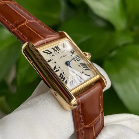 Cartier Tank W1529856 29.5mm Yellow gold Silver 2