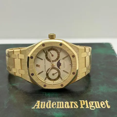 Audemars Piguet Royal Oak 25594BA 36mm Yellow gold White 1