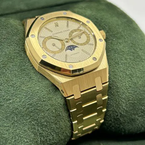 Audemars Piguet Royal Oak 25594BA 36mm Yellow gold White 6