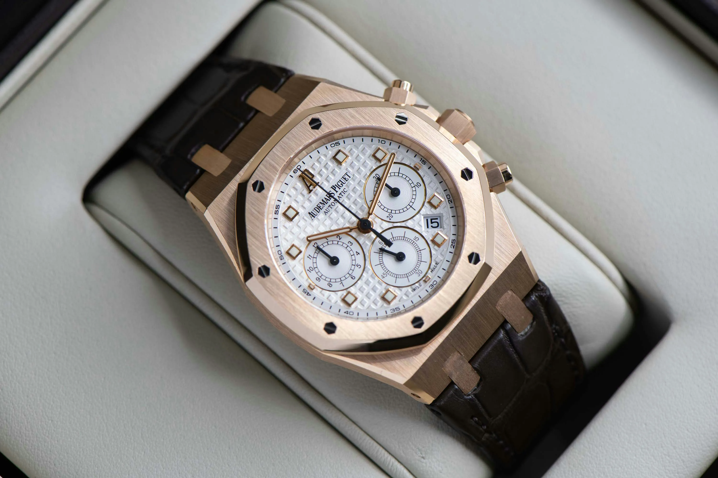 Audemars Piguet Royal Oak 26022OR.OO.D088CR.01 39mm Rose gold Silver 2