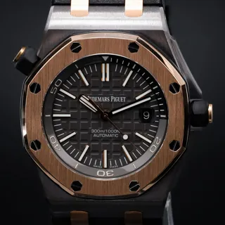 Audemars Piguet Royal Oak Offshore Diver 15709TR.OO.A005CR.01 Rose gold and Tantalum Gray