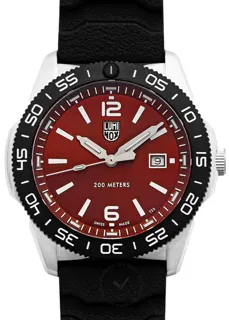 Luminox Pacific Diver XS.3135 Stainless steel Red