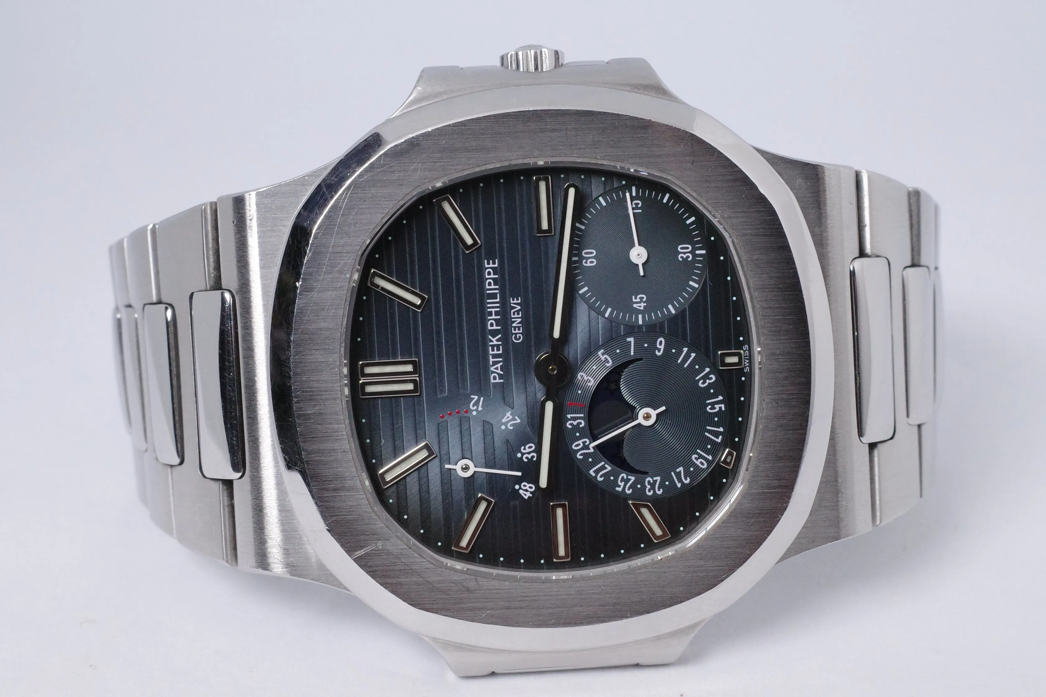 Patek Philippe Nautilus 3712/1A 40mm Stainless steel Blue 4