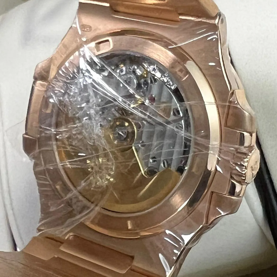 Patek Philippe Nautilus 5711/1R-001 40mm Rose gold Brown 3