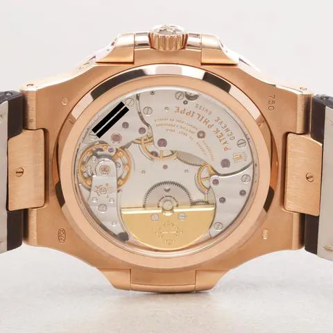 Patek Philippe Nautilus 5712R-001 40mm Rose gold Brown 7