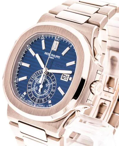 Patek Philippe Nautilus 5976/1G-001 41mm White gold Blue 2