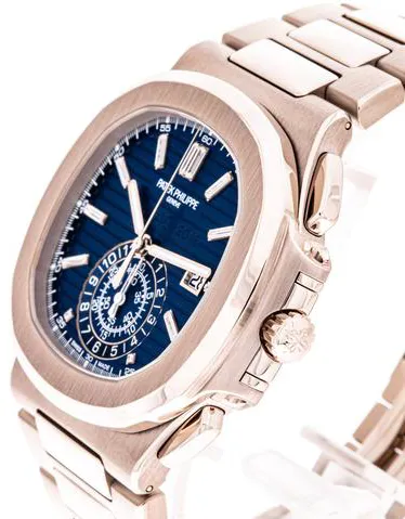 Patek Philippe Nautilus 5976/1G-001 41mm White gold Blue 3