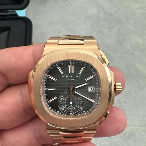 Patek Philippe Nautilus 5980/1R-001 40.5mm Rose gold Black 4