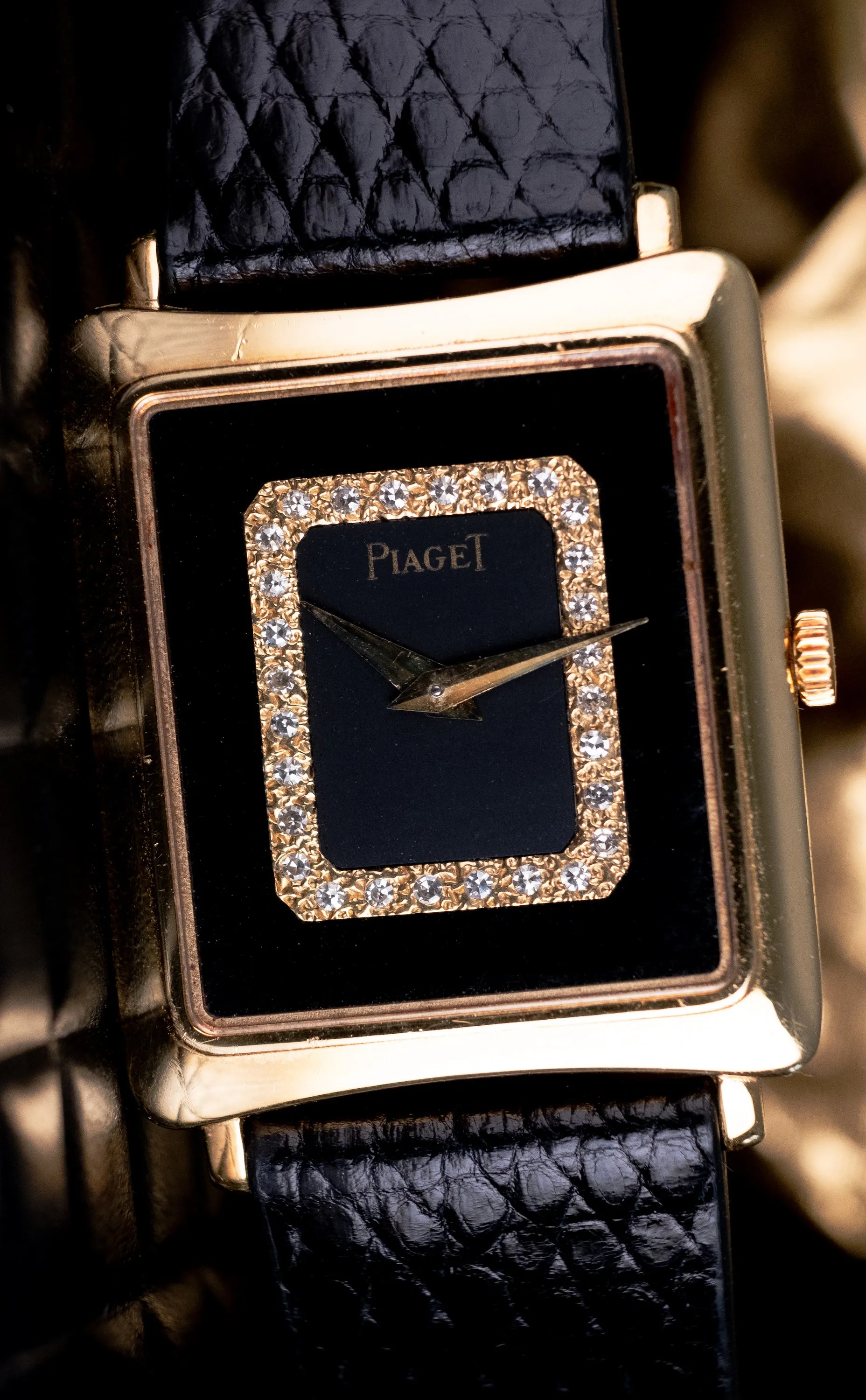 Piaget 9254 24mm Yellow gold Black 18