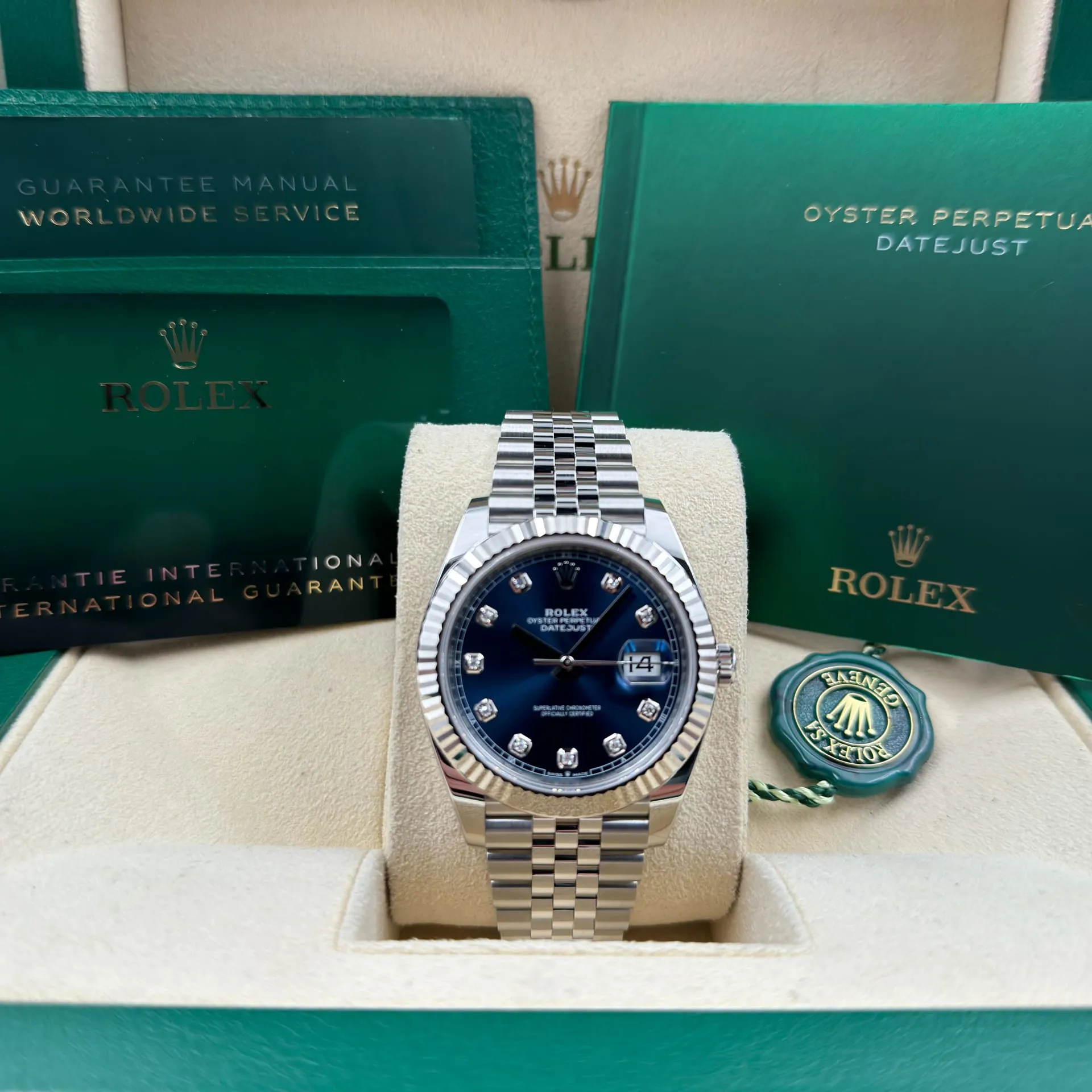 Rolex Datejust 41 126334-0016 41mm White gold and Oystersteel Blue