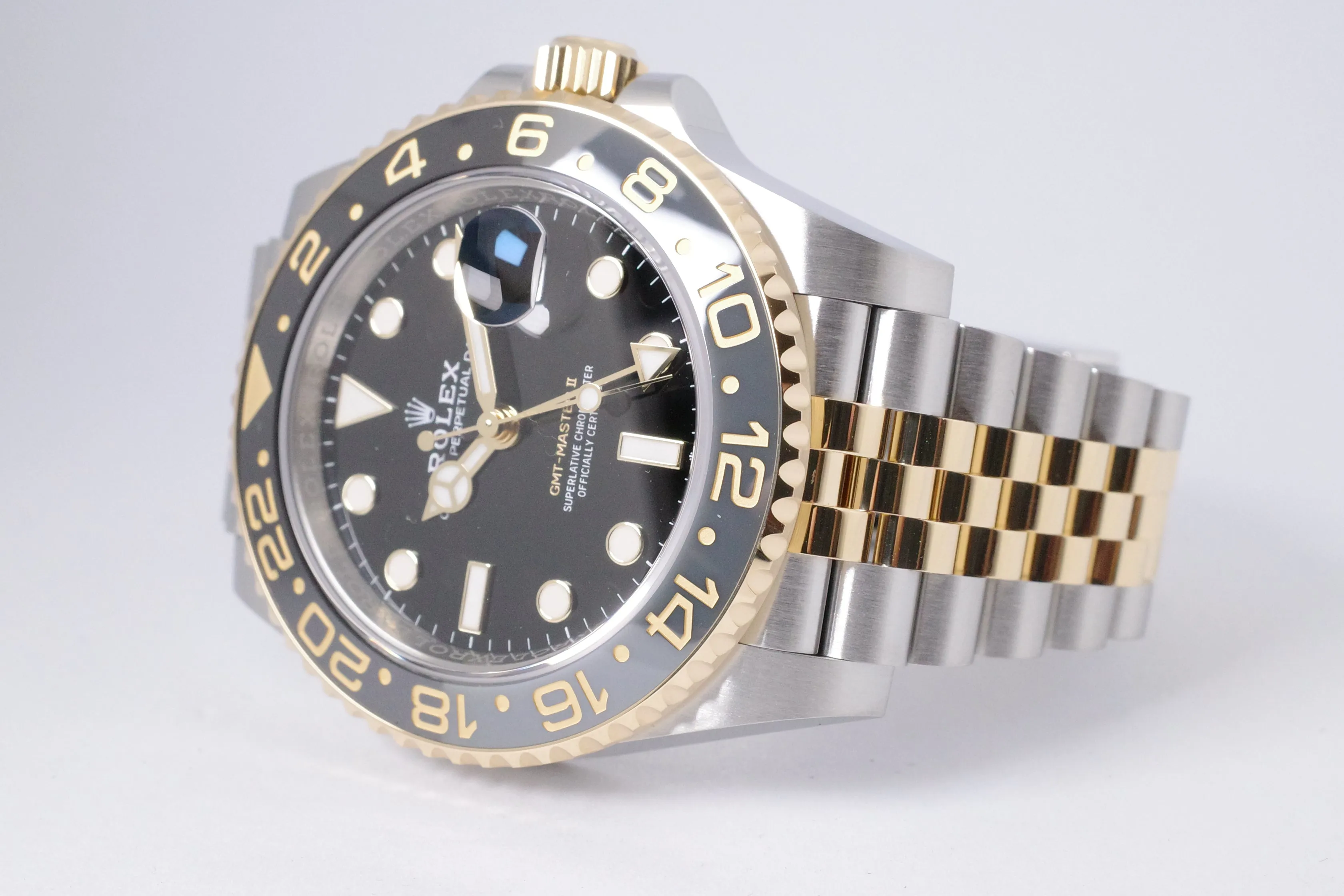 Rolex GMT-Master II 126713GRNR 40mm Stainless steel Black 2