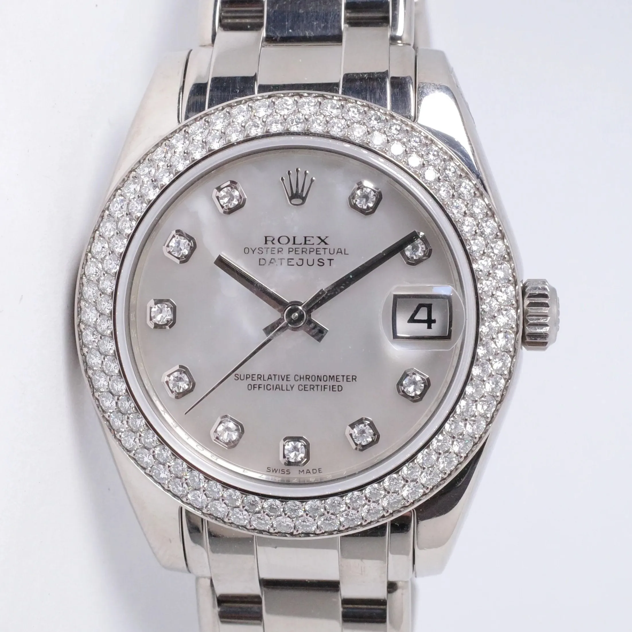 Rolex Pearlmaster 81339 34mm White gold Mother-of-pearl