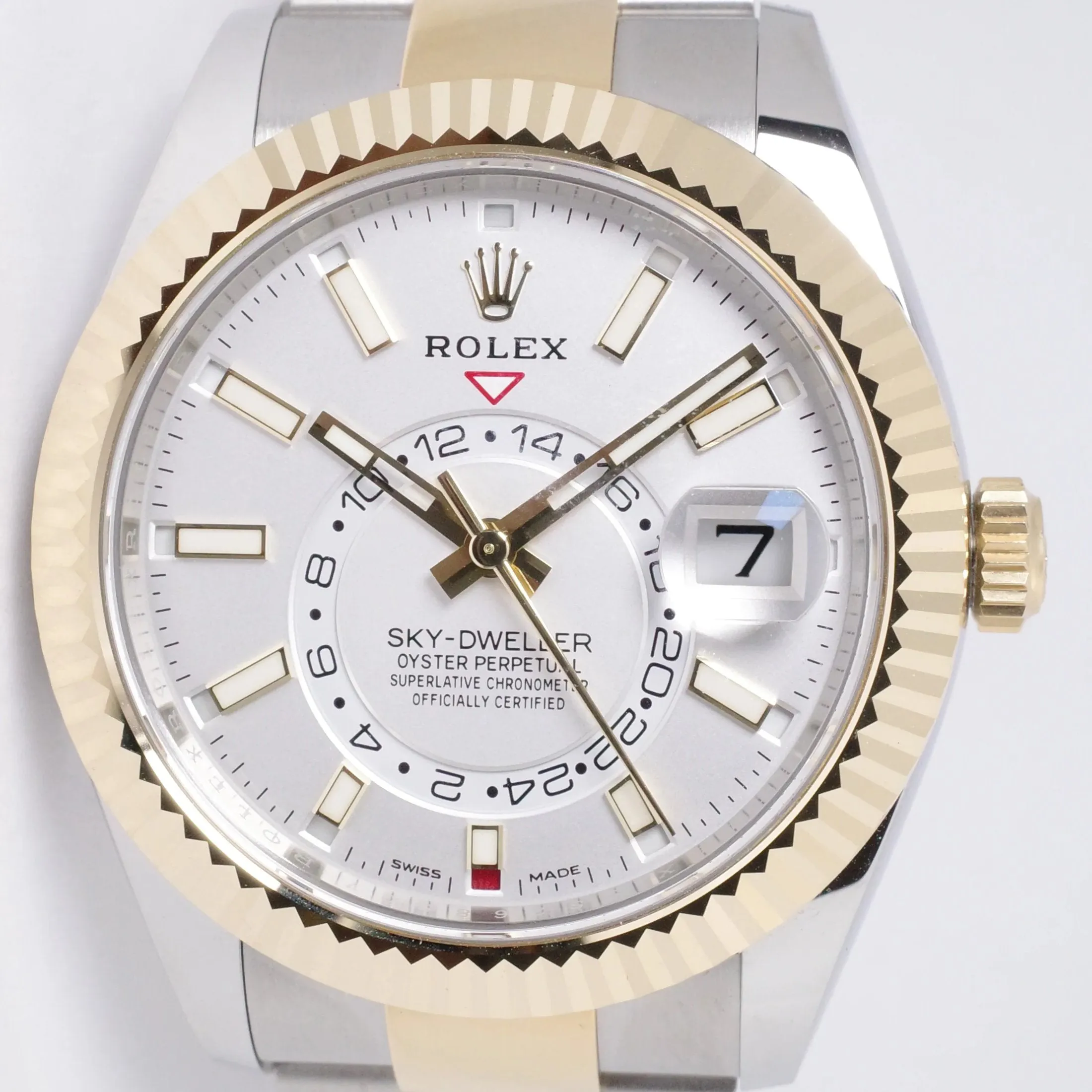 Rolex Sky-Dweller 326933 42mm Stainless steel White