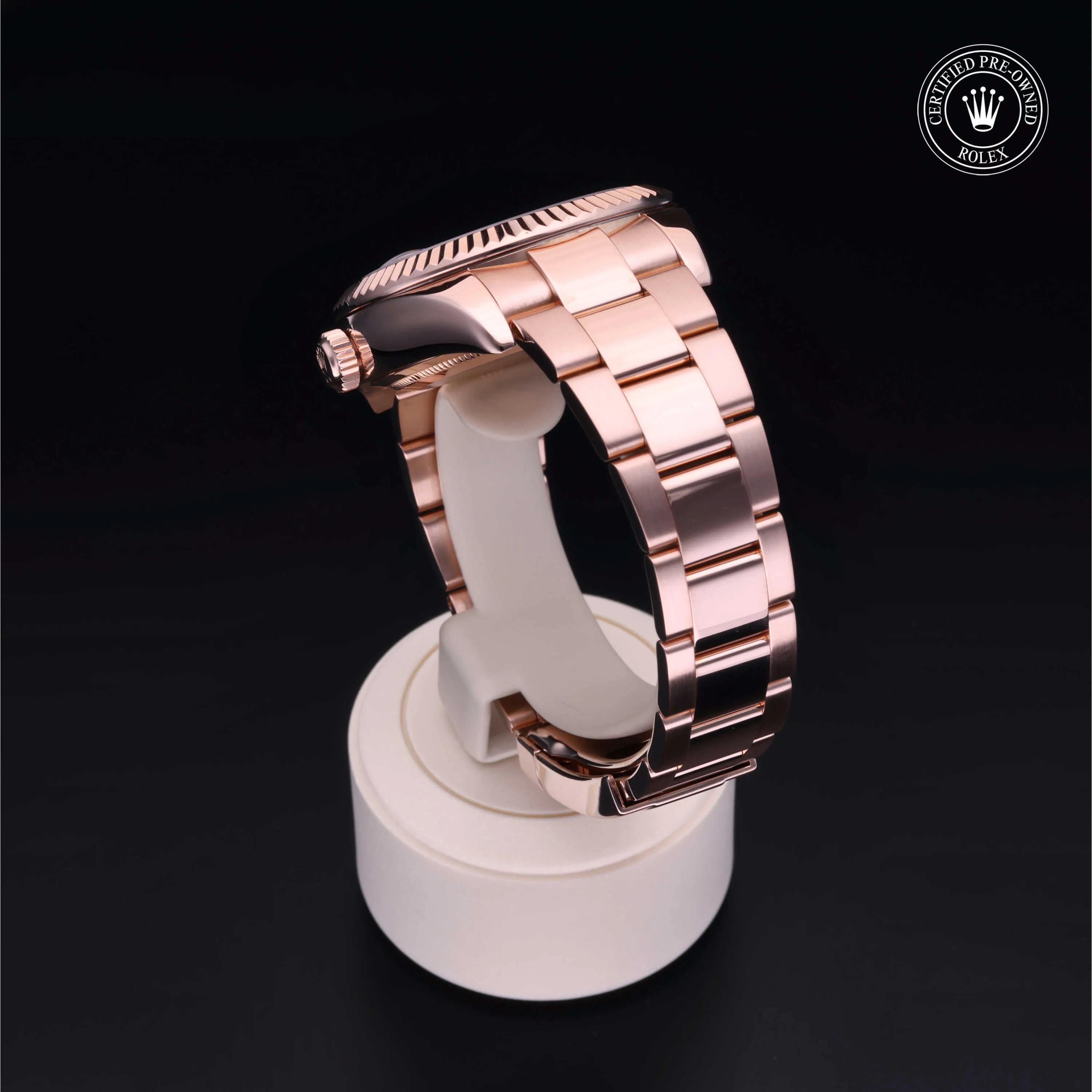 Rolex Sky-Dweller 326935 42mm Rose gold Champagne 3