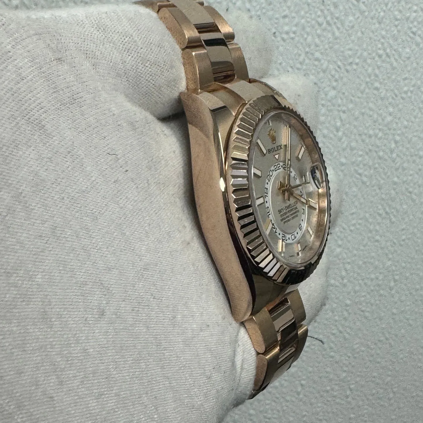 Rolex Sky-Dweller 326935 42mm Rose gold White 2