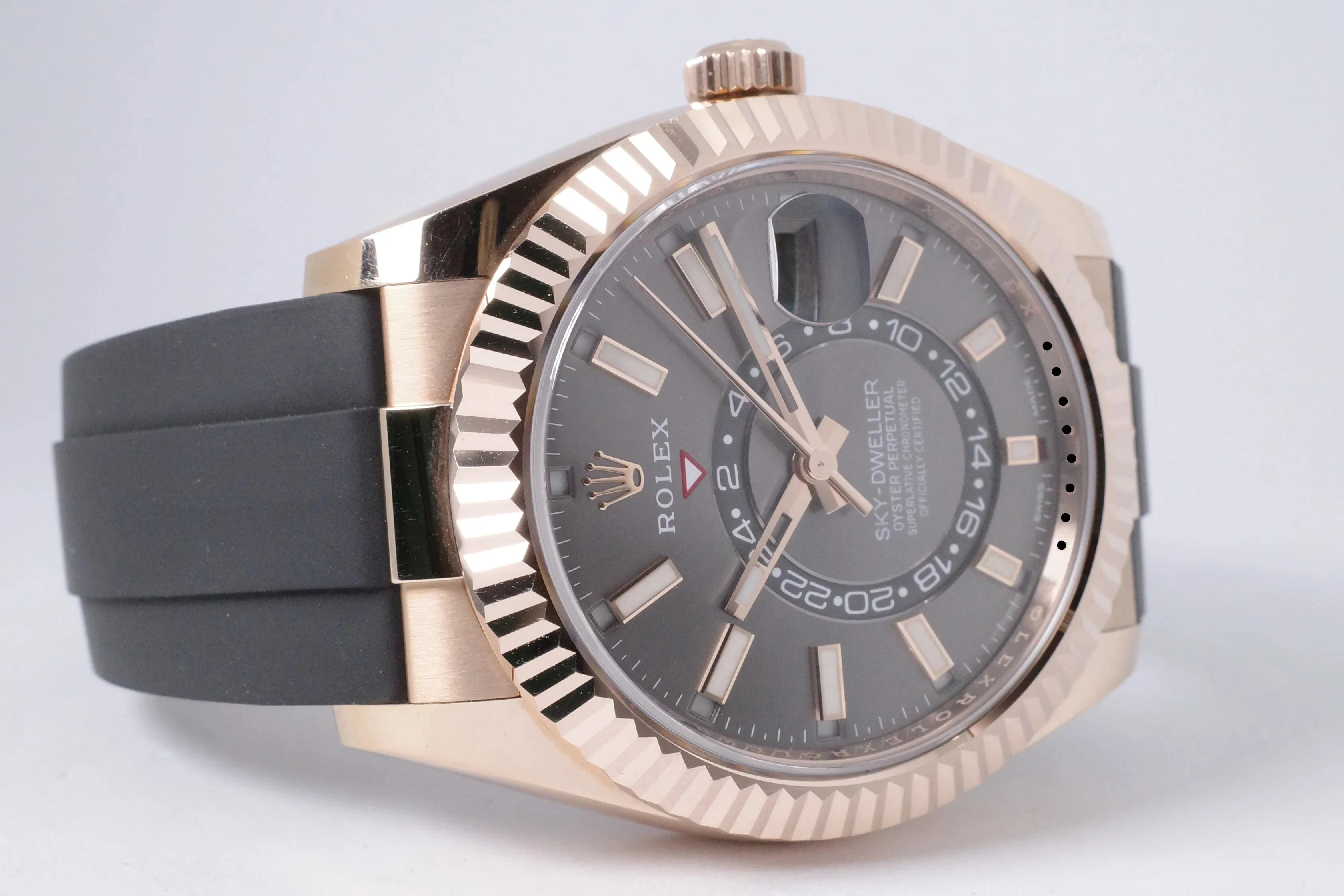 Rolex Sky-Dweller 336235 42mm Rose gold Gray 5