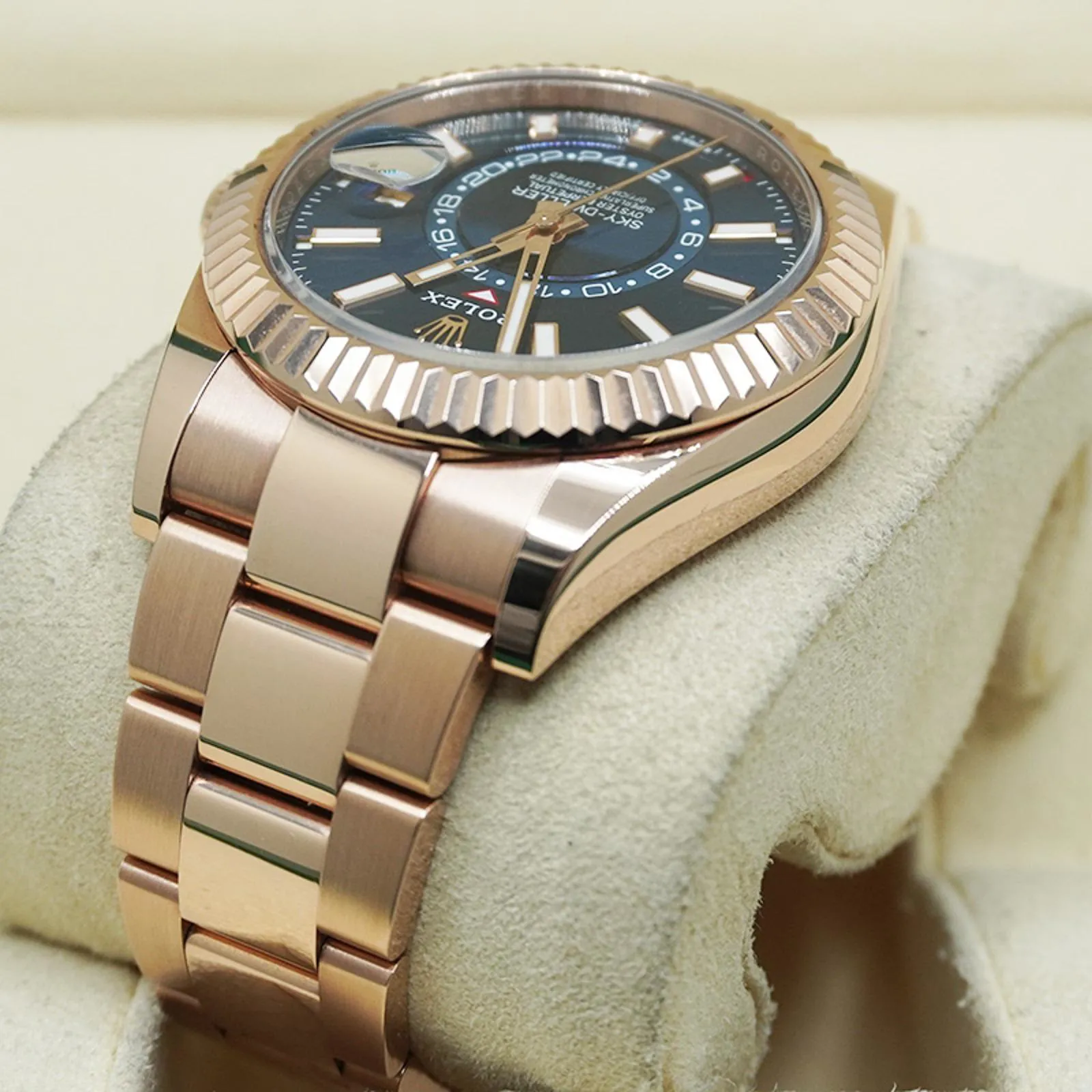 Rolex Sky-Dweller 336935-0001 42mm Everose gold Blue-green 4