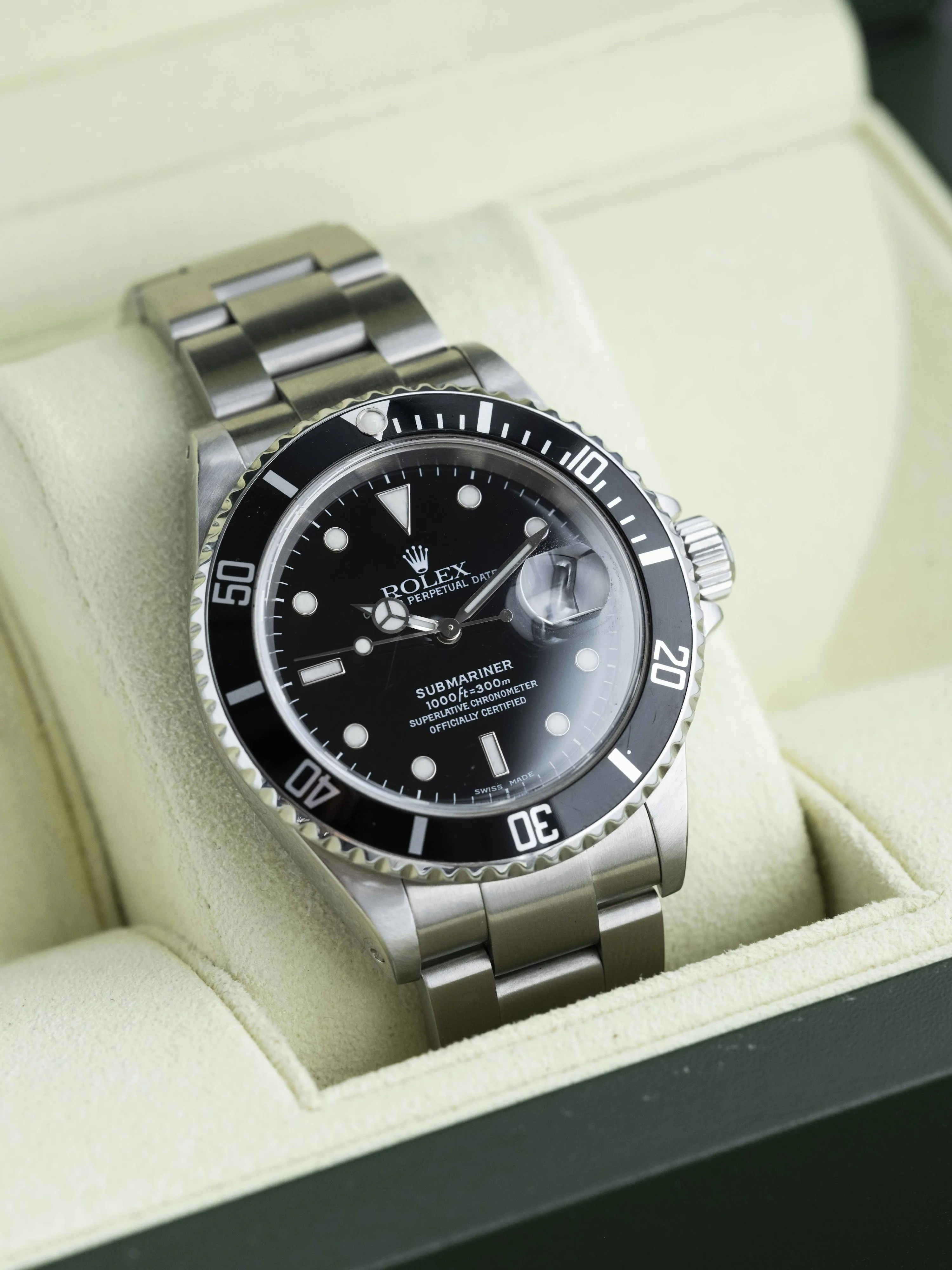 Rolex Submariner 16610 40mm Stainless steel Black 15