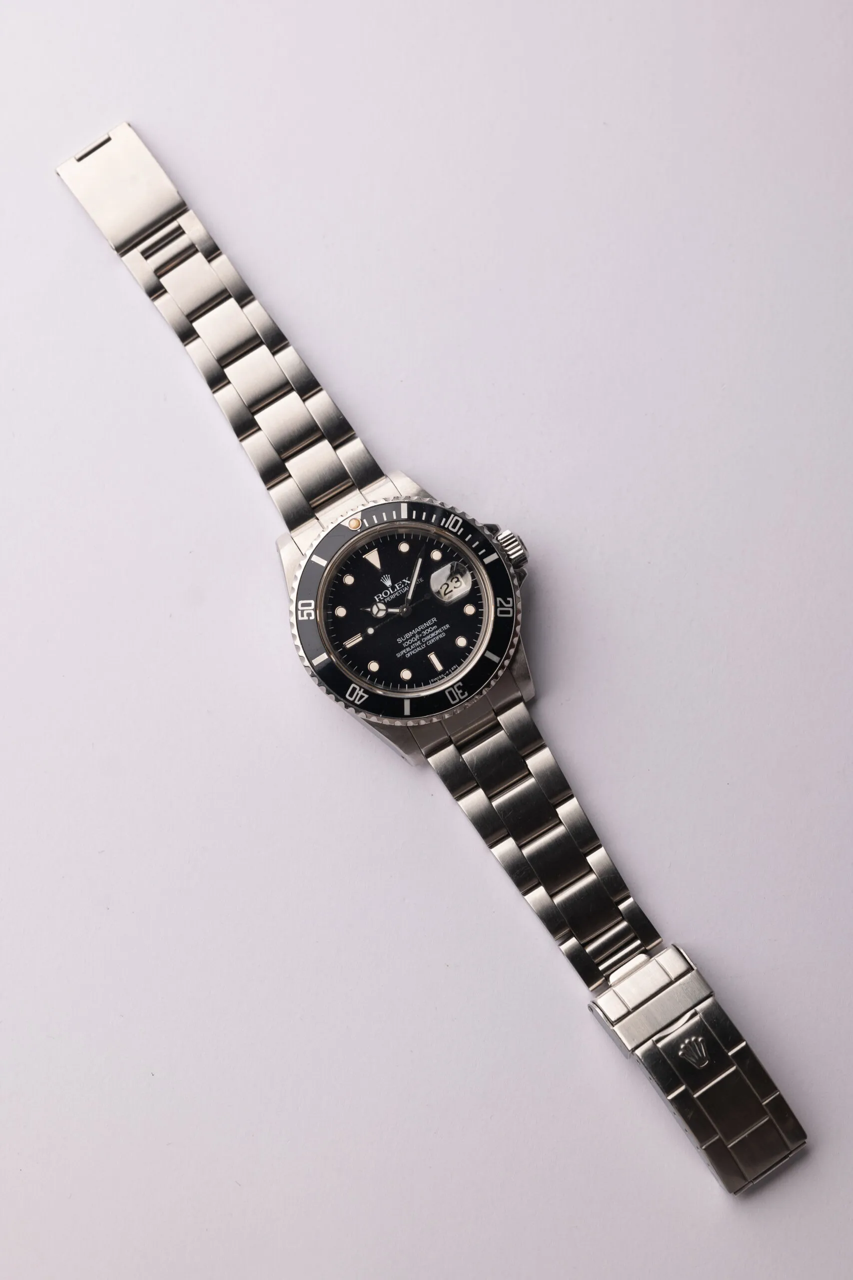 Rolex Submariner 16800 Black 1