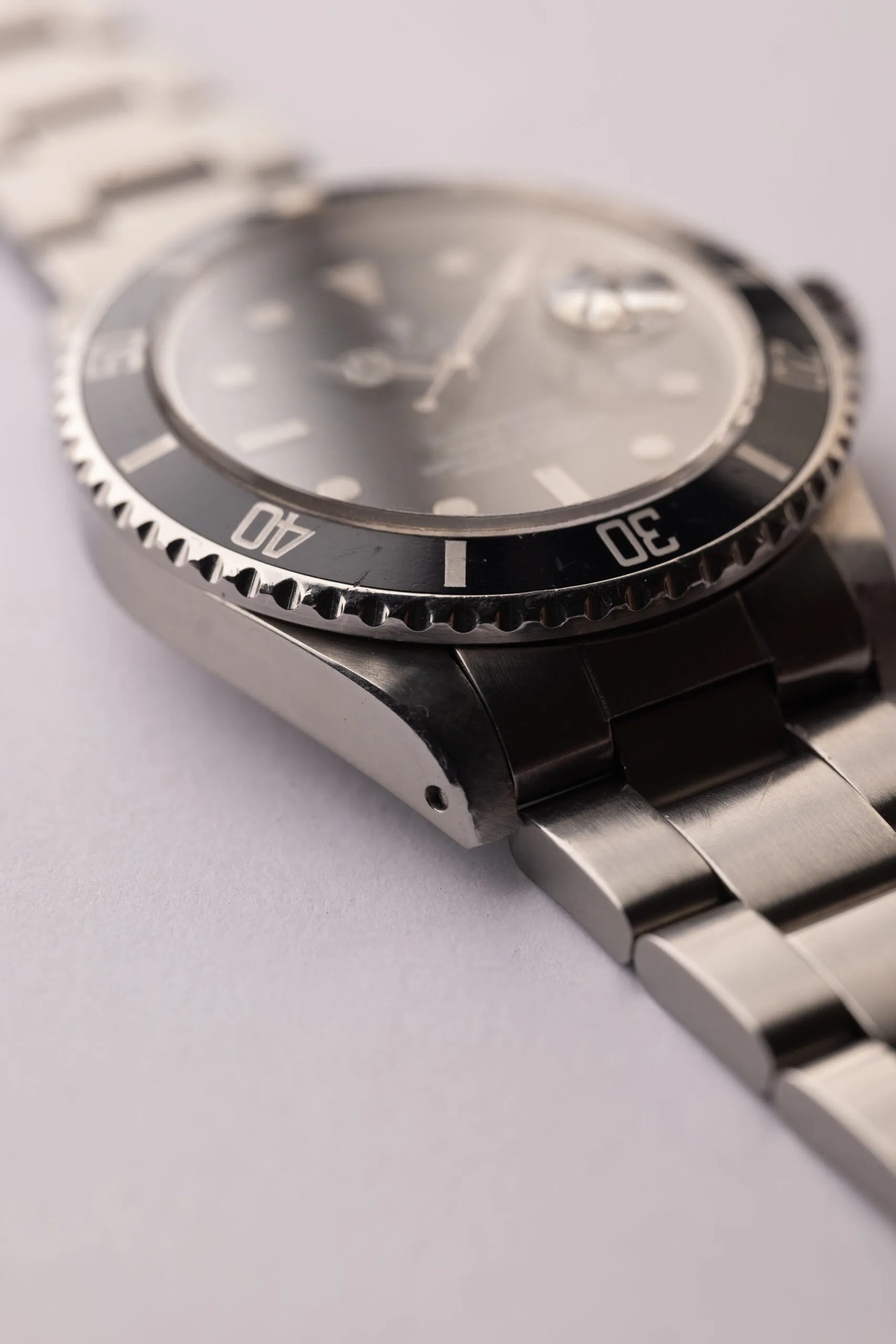 Rolex Submariner 16800 Black 3