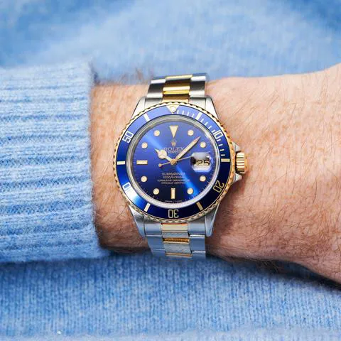 Rolex Submariner 16803 40mm Yellow gold and Stainless steel Blue 1