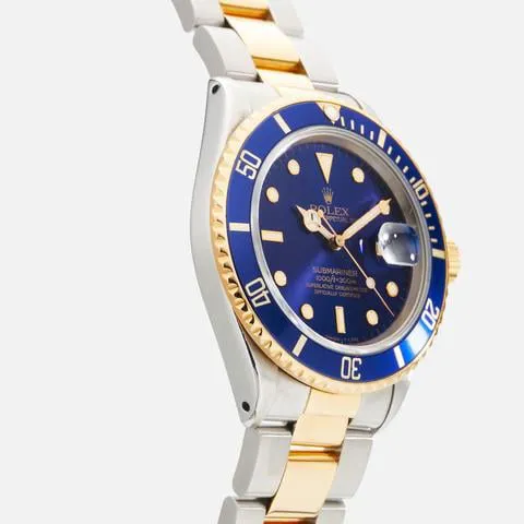 Rolex Submariner 16803 40mm Yellow gold and Stainless steel Blue 4