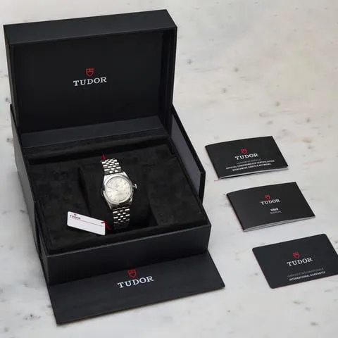 Tudor Black Bay M79600-0003 31mm Stainless steel Beige 2