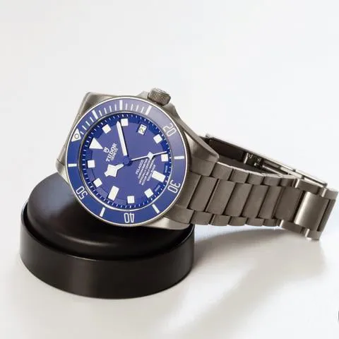 Tudor Pelagos 25600TB 42mm Titanium Blue 2