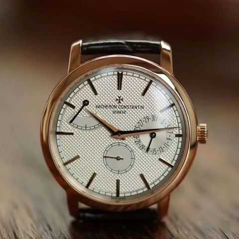 Vacheron Constantin Traditionnelle 83020/000R-9909 40mm Rose gold Champagne
