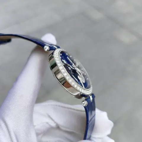 Van Cleef & Arpels VCARO8T500 38mm White gold Blue 5