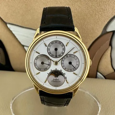 Piaget Gouverneur 15958 33mm Yellow gold White