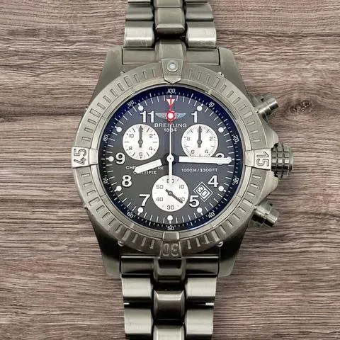 Breitling Avenger E73360 44mm Titanium Gray