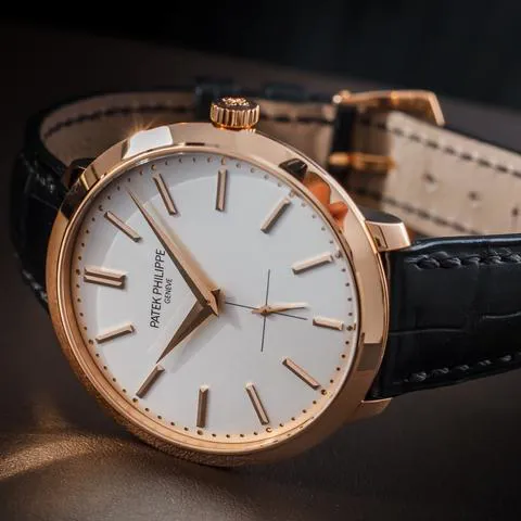 Patek Philippe Calatrava 5123R-001 38mm Rose gold Silver