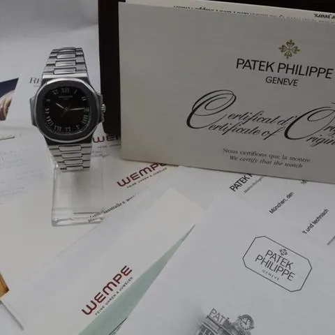 Patek Philippe Nautilus 3800/1A-001 37mm Stainless steel Black 4