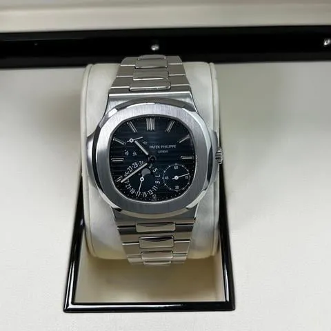 Patek Philippe Nautilus Moonphase 5712/1A-001 40mm Stainless steel Blue