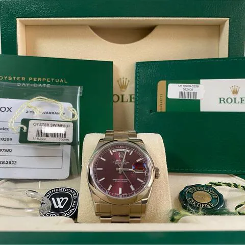 Rolex Day-Date 36 118209 36mm White gold Red