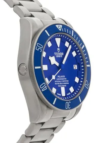 Tudor Pelagos 25600TB-0001 42mm Titanium Blue 2