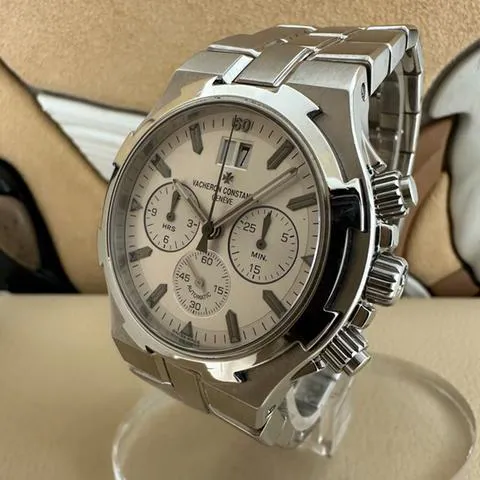 Vacheron Constantin Overseas Chronograph 49140 40mm Stainless steel Silver 2