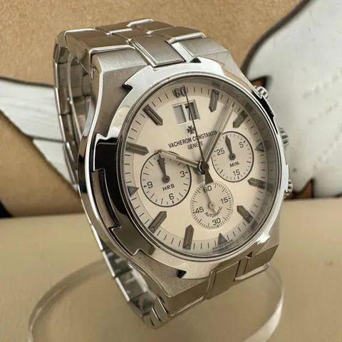 Vacheron Constantin Overseas Chronograph 49140 40mm Stainless steel Silver 3