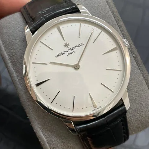 Vacheron Constantin Patrimony 81180/000G-9117 40mm White gold Silver