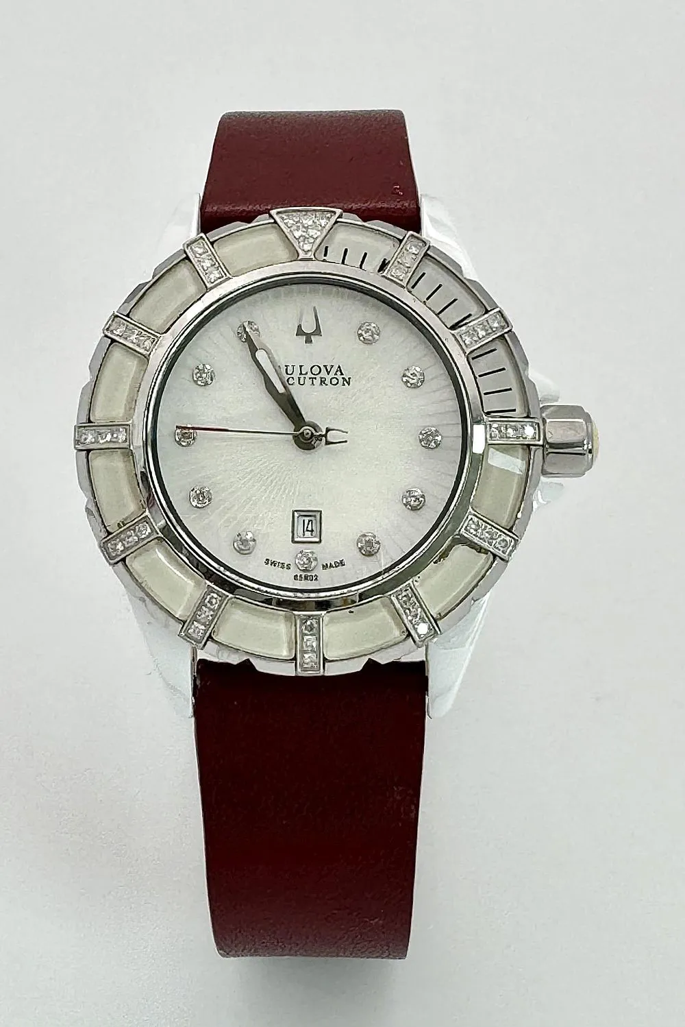 Bulova Accutron 36mm Ceramic and Stainless steel and Diamond White