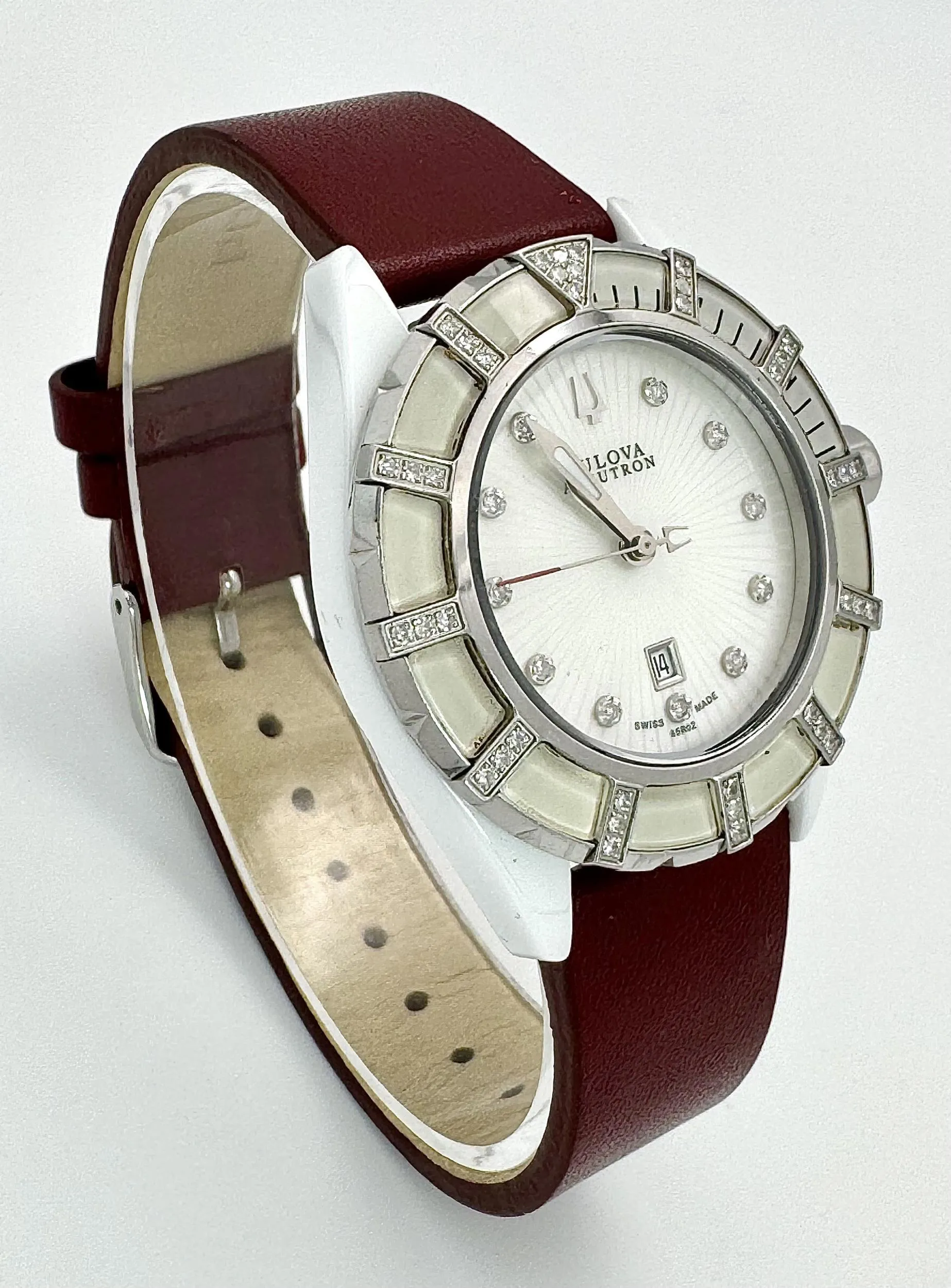 Bulova Accutron 36mm Ceramic and Stainless steel and Diamond White 1