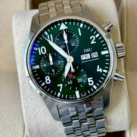 IWC Pilot IW388104 41mm Stainless steel Green