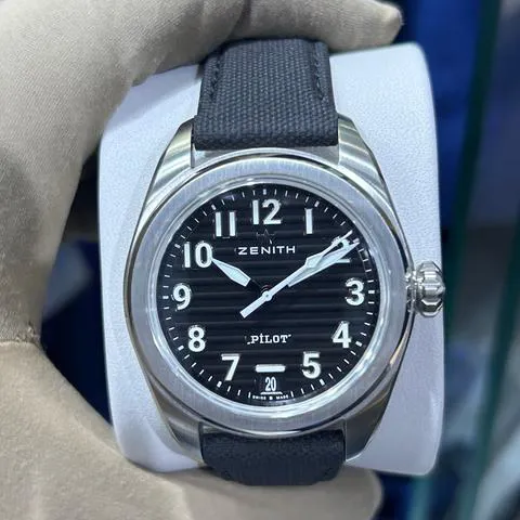 Zenith Pilot 03.4000.3620/21.I001 40mm Stainless steel Black