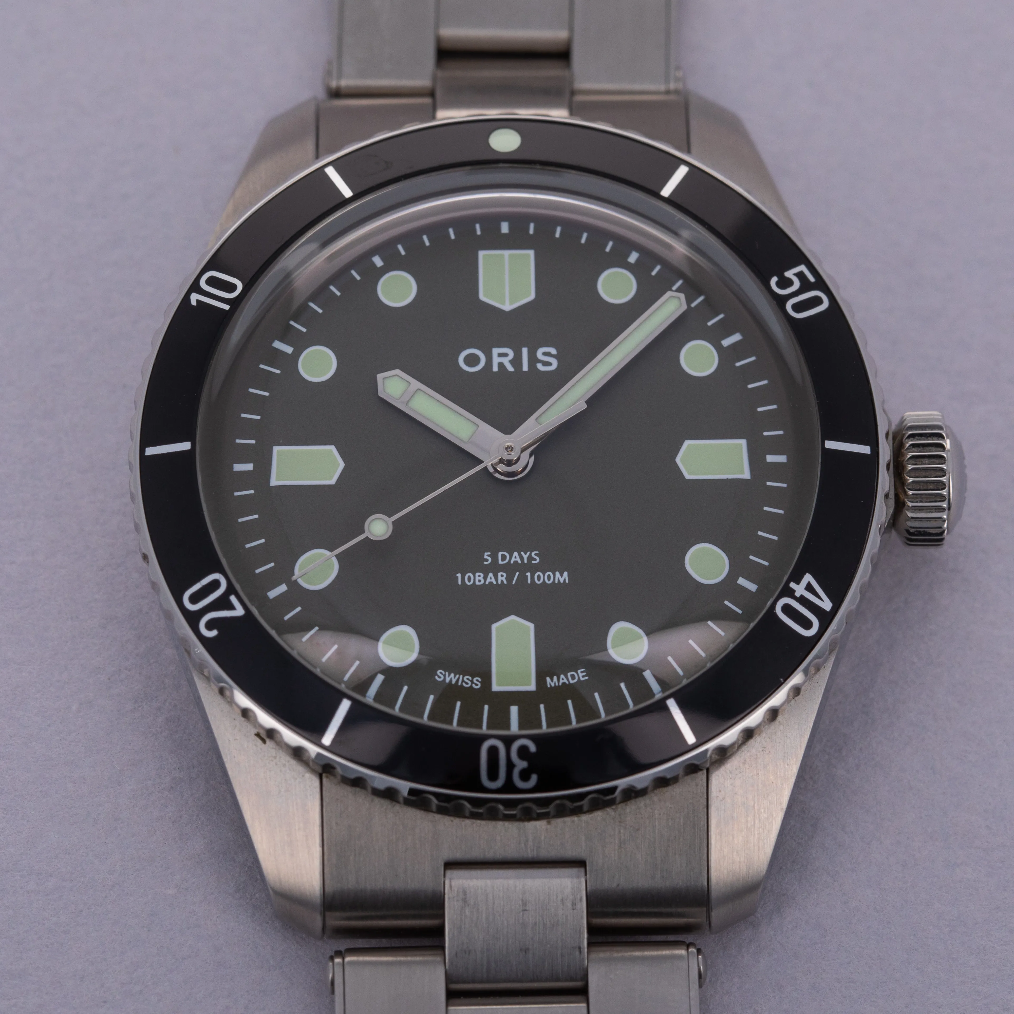 Oris x Hodinkee Divers Sixty Five 01 730 7757 4083 40mm Stainless steel Black 11