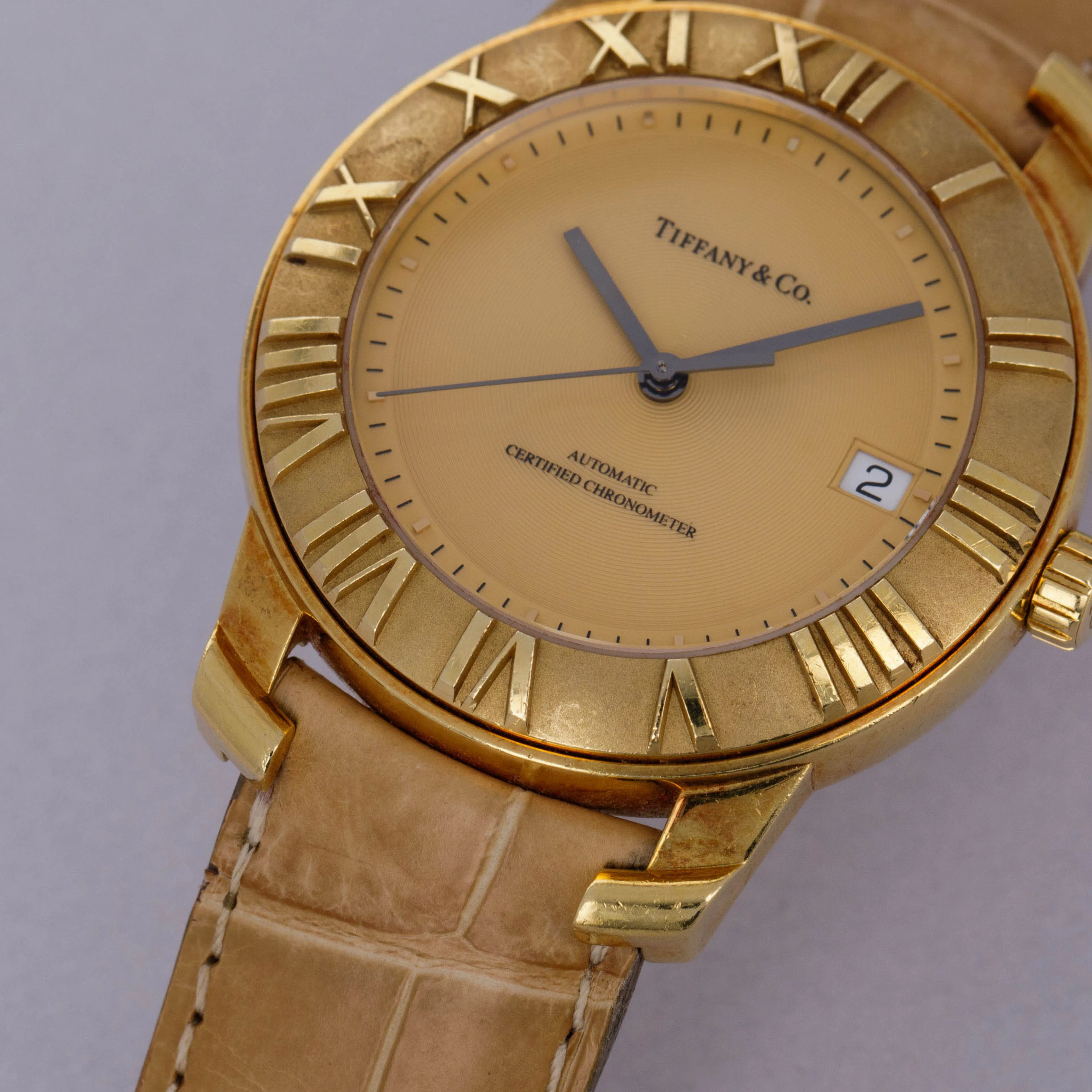 Tiffany Atlas 37.5mm Yellow gold Champagne 2