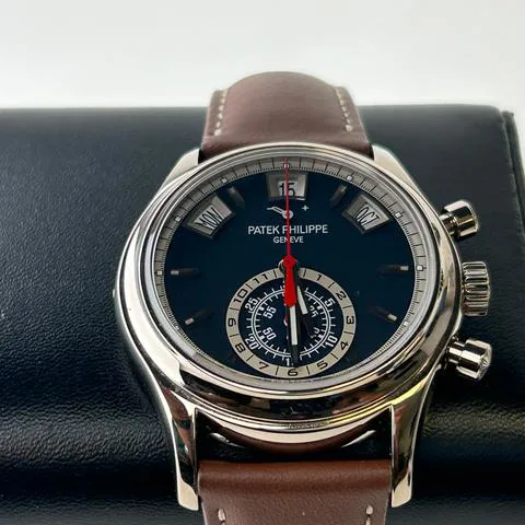 Patek Philippe Annual Calendar Chronograph 5960/01G-001 40.5mm White gold Blue 10