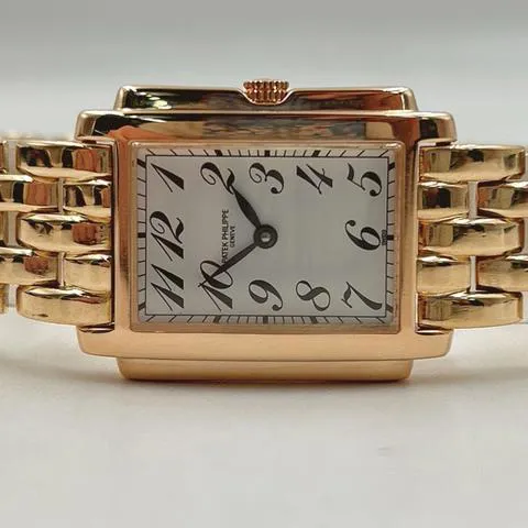 Patek Philippe Gondolo 4824J 22mm Yellow gold White 4