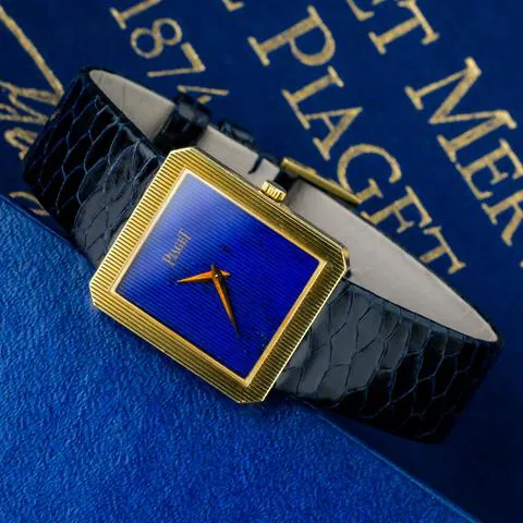 Piaget Protocole 8154 28mm Yellow gold Blue