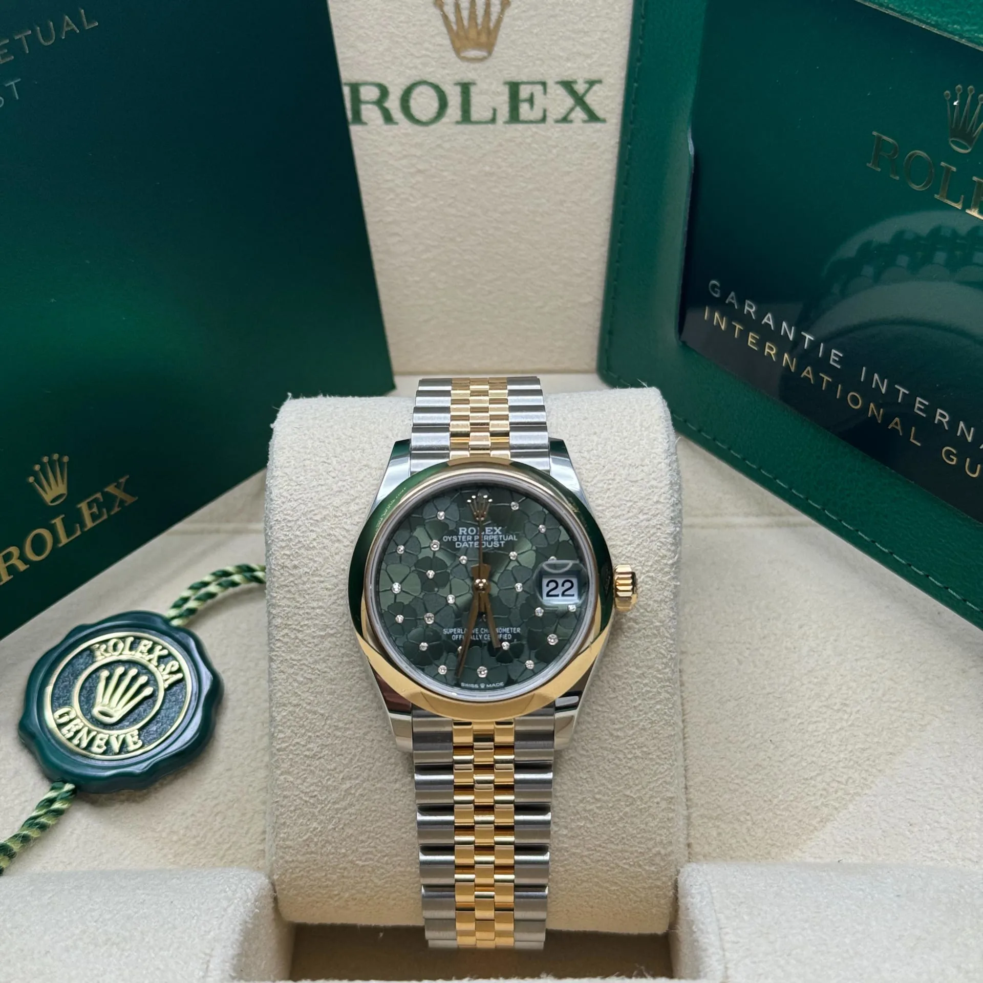 Rolex Datejust 31 278243-0032 31mm Yellow gold and Oystersteel Green